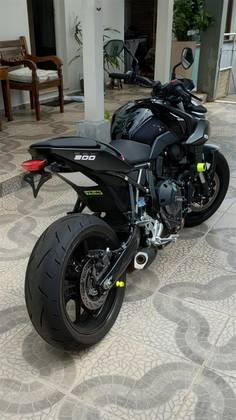 SUZUKI GSX-8S SUZUKI GSX-8S